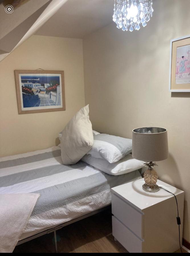 2 Bedroom Apartment In Saltcoats Town Beside The Seaside Εξωτερικό φωτογραφία